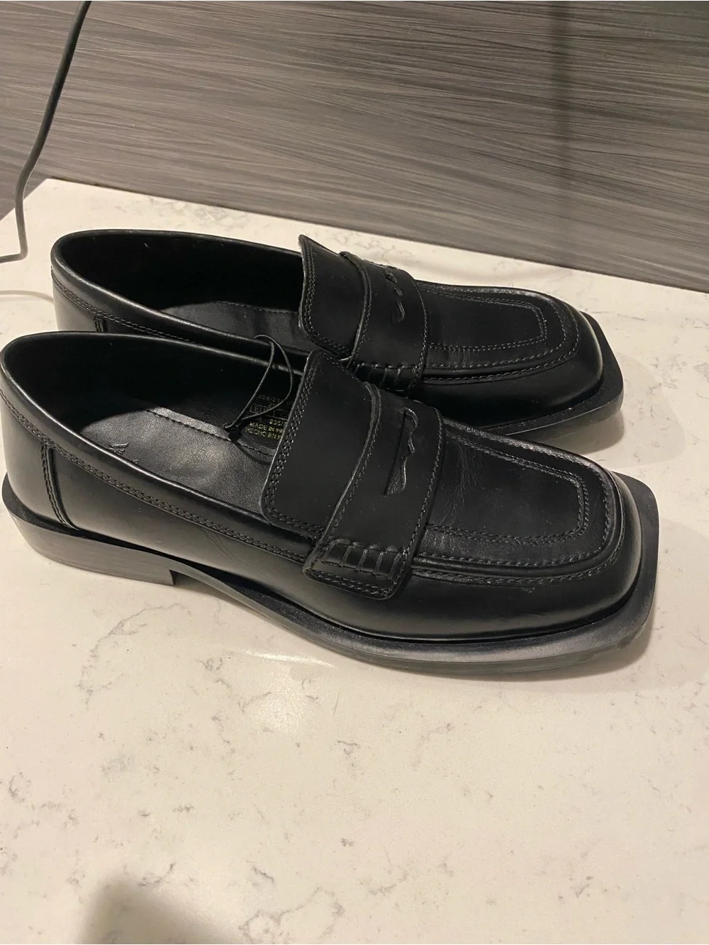 Zara sleek black